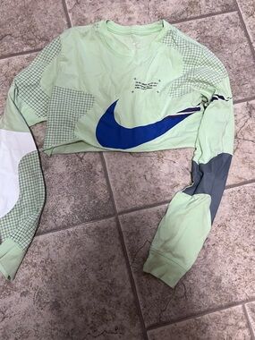 Nike Light Mint Long Sleeve Top with Royal Blue Swoosh crop top